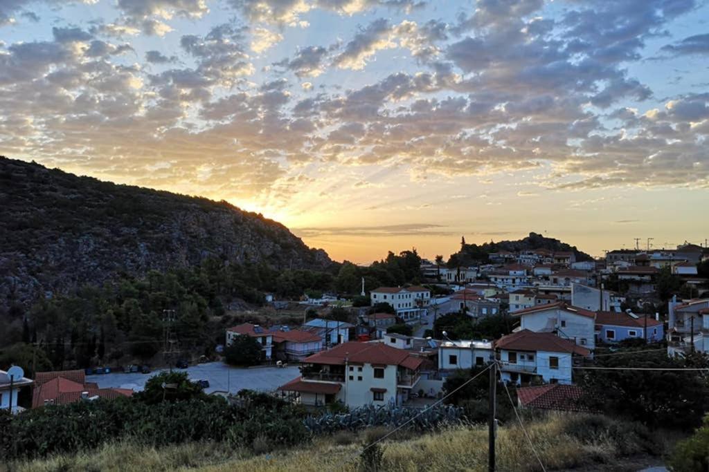 Village View Неа Епидаврос Екстериор снимка